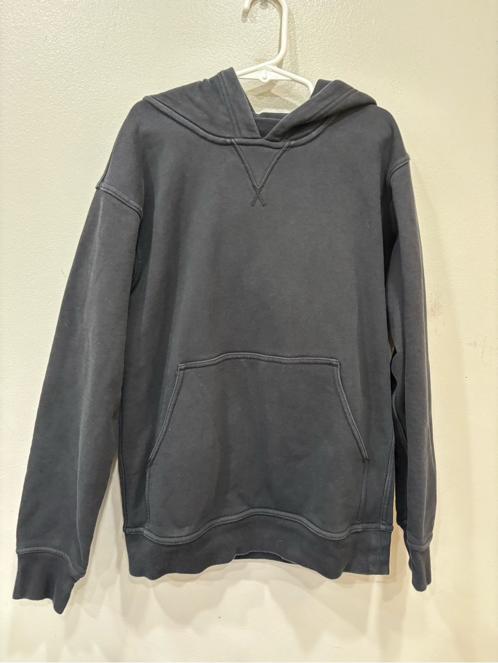 Lululemon Pullover Hoodie Kangaroo Pockets Juniors/ Women’s Sweatshirt Size 2